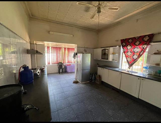 12 BEDROOM HOUSE FOR SALE IN PRIMROSE